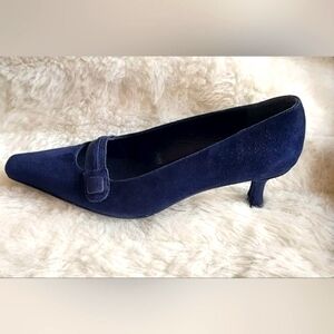 Stuart weitzman size 5.5M navy blue sued pumps